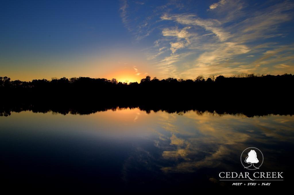 Hotel Cedar Creek New Haven Esterno foto