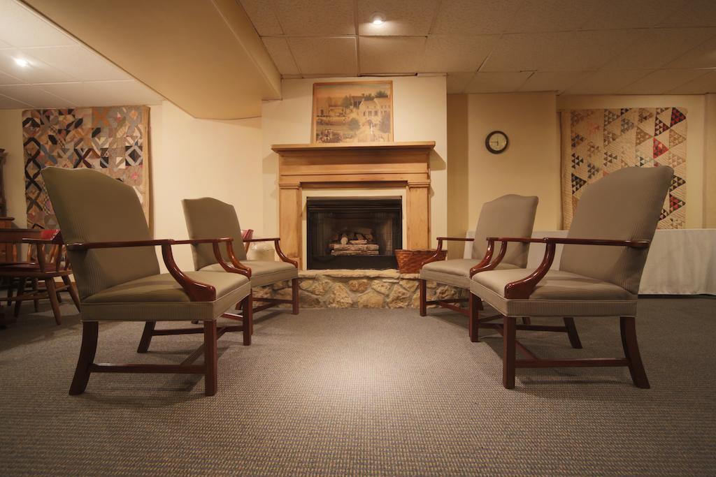 Hotel Cedar Creek New Haven Esterno foto