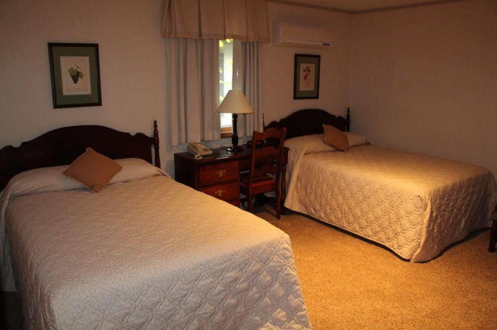 Hotel Cedar Creek New Haven Esterno foto