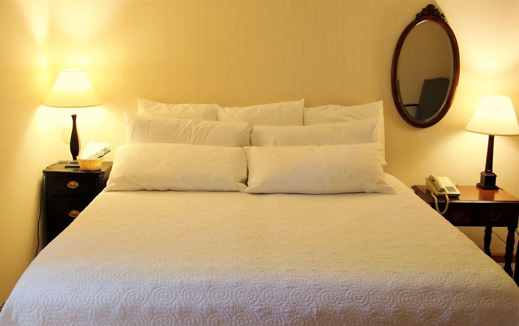 Hotel Cedar Creek New Haven Esterno foto