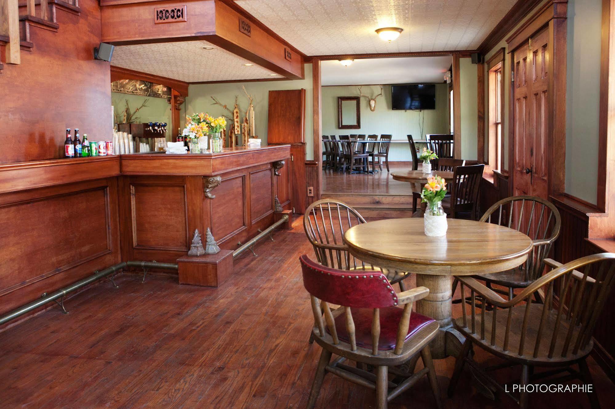 Hotel Cedar Creek New Haven Esterno foto