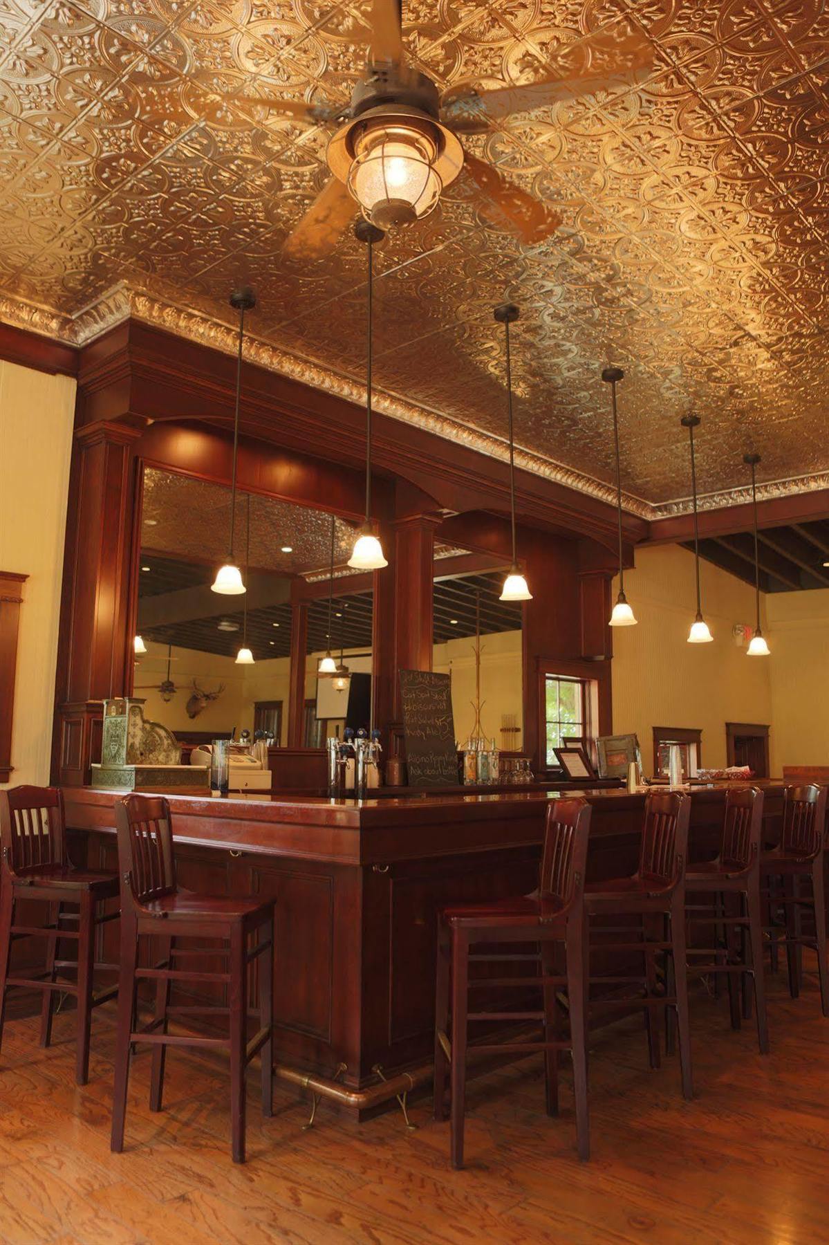 Hotel Cedar Creek New Haven Esterno foto
